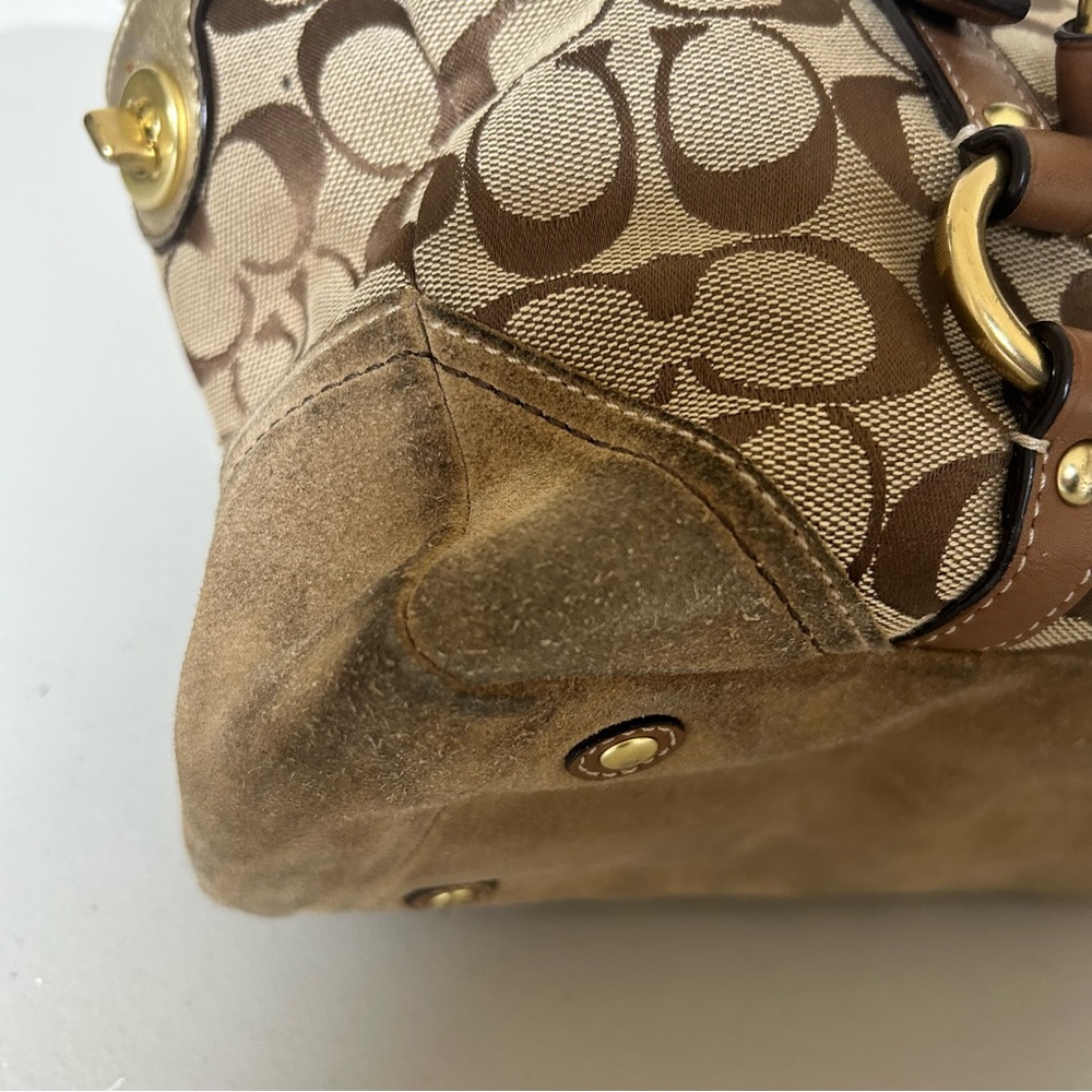 Vintage Coach Brown and Tan Signature Shoulder Bag - Picture 8 of 10